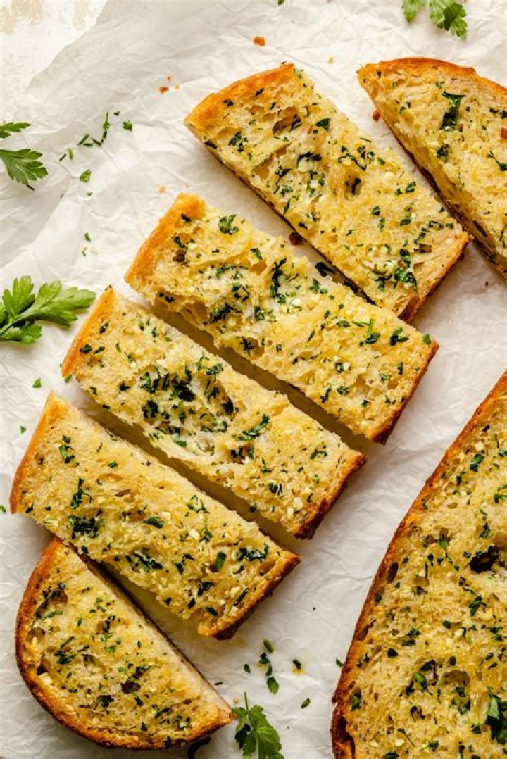 How do you make garlic soup from scratch?
